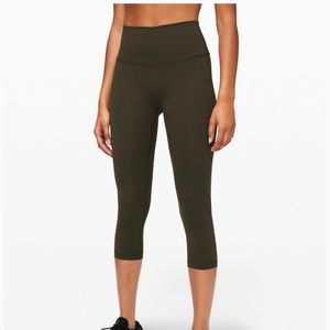 OLIVE CROPPED LULULEMON WUNDER UNDER CROP LEGGINGS